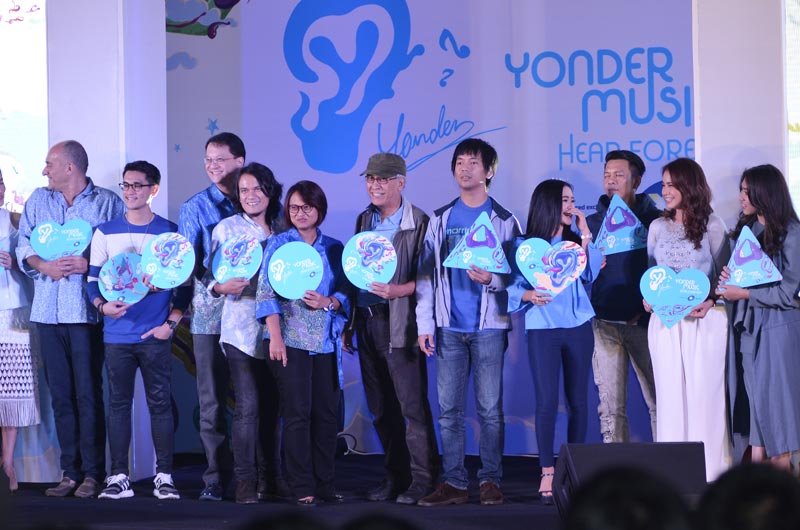 Jajaran artis yang memeriahkan launching Yonder (Foto: Hendra/ArenaLTE)