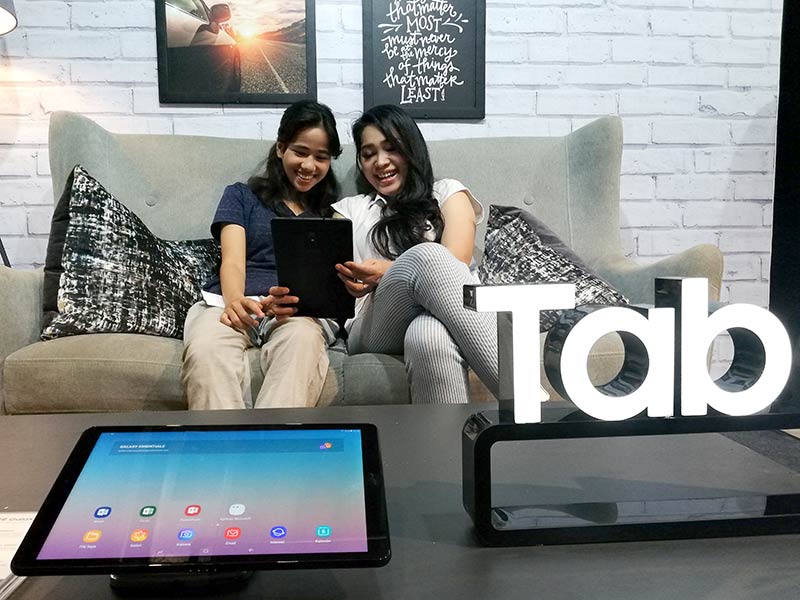 Samsung-Galaxy-TabA-10--1--keluarga-tablet