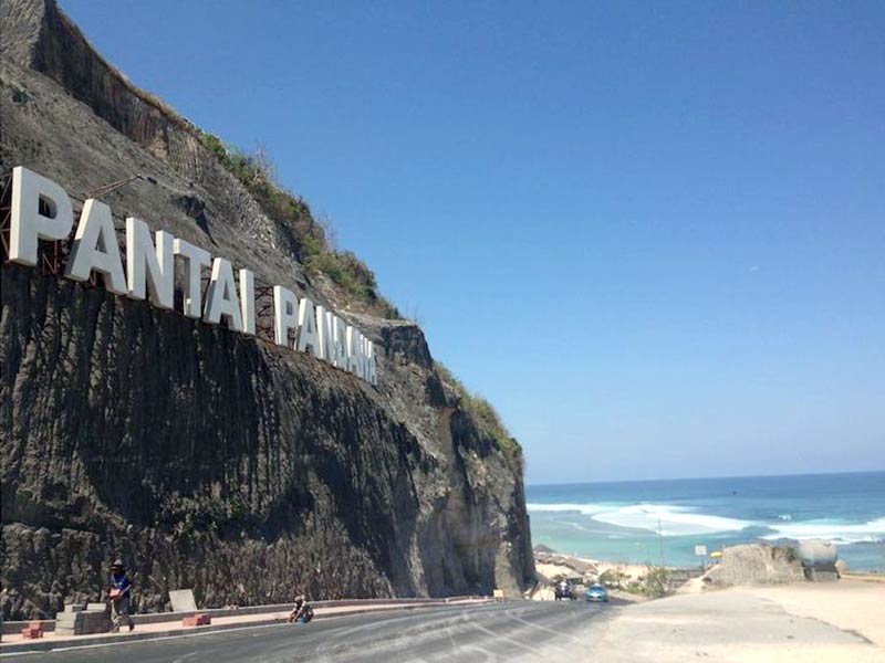 Smartfren-Pantai-Pandawa-Bali