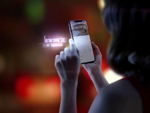RYZ, Perangkat Yang Bisa Menampilkan Hologram dari Smartphone 1