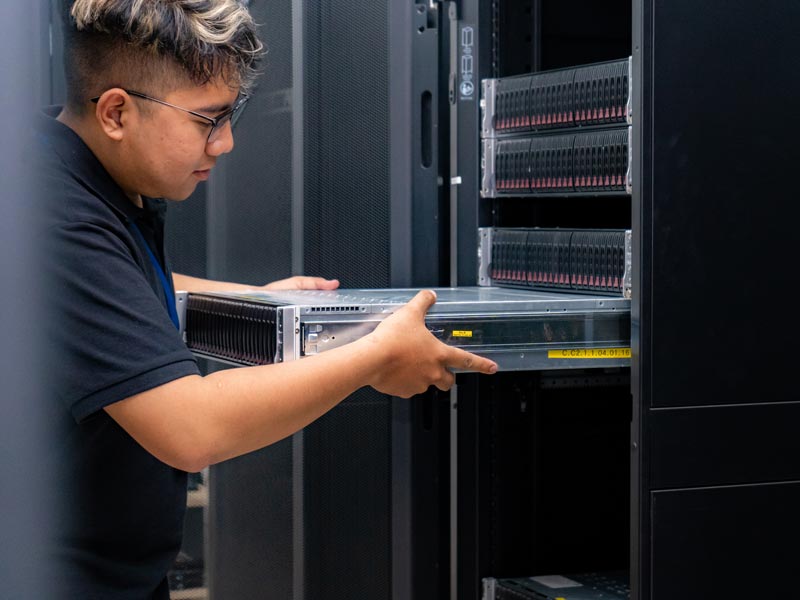 idcloudhost-dedicated-server-data-center-1